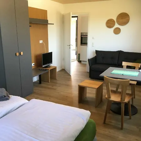 Ferienwohnungen Weinstadt Appartamento *