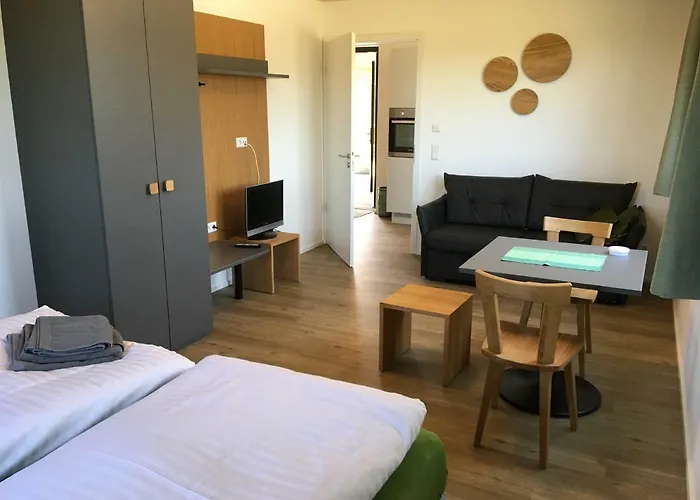 Ferienwohnungen Weinstadt Apartamento *